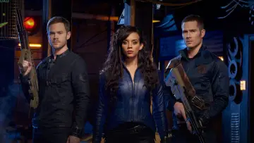 Backdrop for the TV series "Killjoys" #1385721