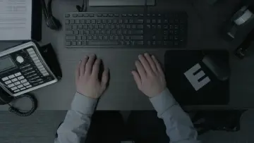 Backdrop for the TV series "Mr. Robot" #1302567