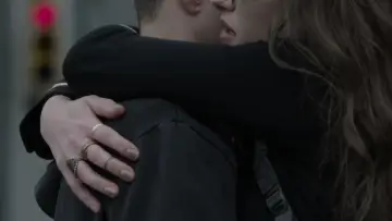 Backdrop for the TV series "Mr. Robot" #1302577
