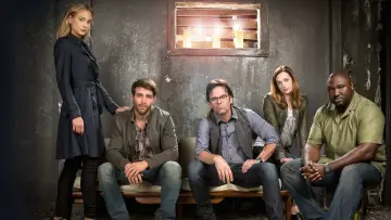 Backdrop for the TV series "Zoo" #1385924
