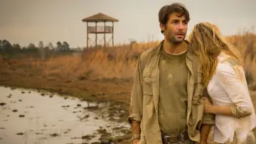 Backdrop for the TV series "Zoo" #1385935