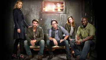 Backdrop for the TV series "Zoo" #1385938