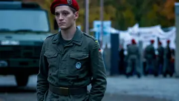 Backdrop for the TV series "Deutschland" #1463559