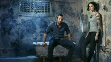 Backdrop for the TV series "Blindspot" #1305037
