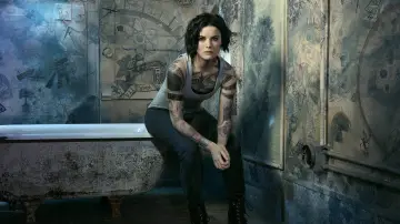 Backdrop for the TV series "Blindspot" #1305055