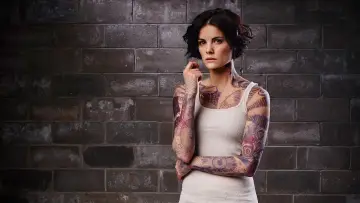 Backdrop for the TV series "Blindspot" #1305073