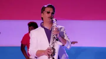 Backdrop for the TV series "Crazy Ex-Girlfriend" #1538065