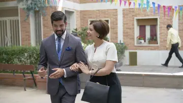 Backdrop for the TV series "Amar es para siempre" #1387238