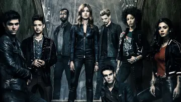 Backdrop for the TV series "Shadowhunters" #1326821