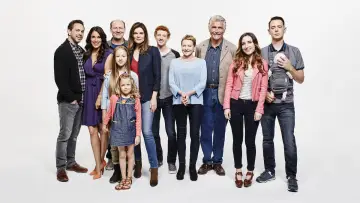 Backdrop for the TV series "Life in Pieces" #1368218