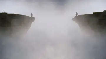 Backdrop к сериалу "Alone" #1223349