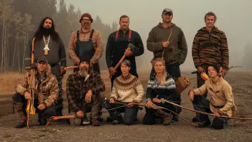 Backdrop к сериалу "Alone" #1223383