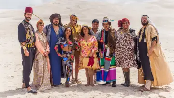 Backdrop for the TV series "Vai Que Cola" #1225826