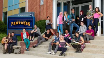 Backdrop for the TV series "Degrassi: Next Class" #1659906
