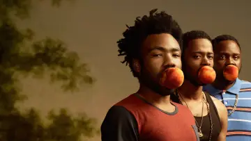 Backdrop for the TV series "Atlanta" #1385199