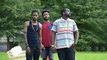 Backdrop for the TV series "Atlanta" #1385201