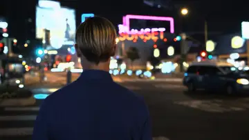 Backdrop for the TV series "Hollywood Medium with Tyler Henry" #1662919