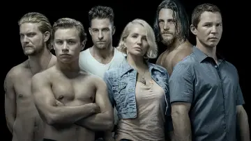 Backdrop for the TV series "Animal Kingdom" #1294943