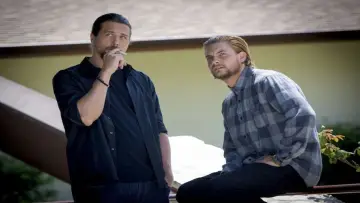 Backdrop for the TV series "Animal Kingdom" #1294973