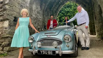 Backdrop for the TV series "Celebrity Antiques Road Trip" #1367641