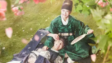 Backdrop for the TV series "Love in the Moonlight" #1405108