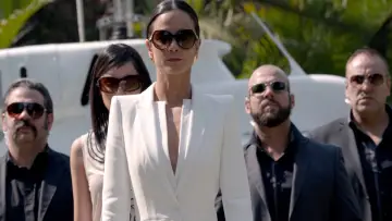 Backdrop for the TV series "Queen of the South" #1367799