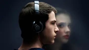 Backdrop for the TV series "13 Reasons Why" #1320711