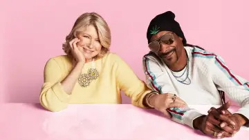 Backdrop for the TV series "Martha & Snoop
