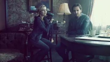 Backdrop for the TV series "12 Monkeys" #1340836