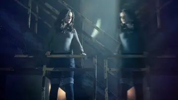Backdrop for the TV series "12 Monkeys" #1340845