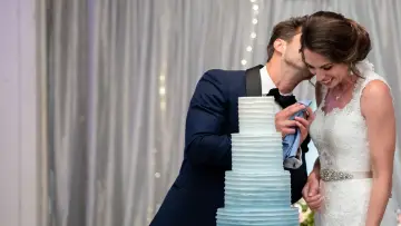 Backdrop for the TV series "Married at First Sight" #1223161