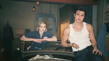 Backdrop for the TV series "Riverdale" #1276129
