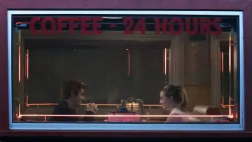 Backdrop for the TV series "Riverdale" #1276145