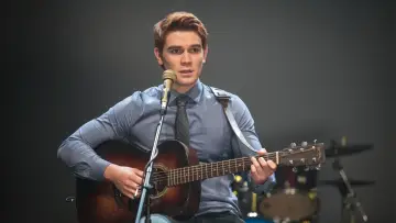 Backdrop for the TV series "Riverdale" #1276276