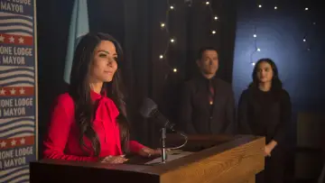 Backdrop for the TV series "Riverdale" #1276298