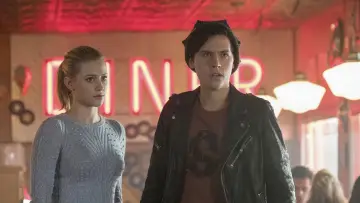 Backdrop for the TV series "Riverdale" #1276315