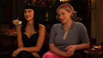 Backdrop for the TV series "Riverdale" #1276355