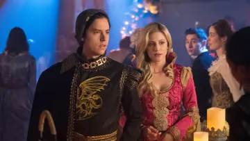 Backdrop for the TV series "Riverdale" #1276362