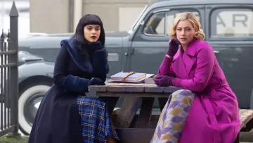 Backdrop for the TV series "Riverdale" #1276370