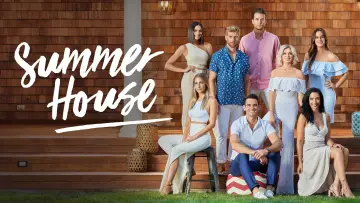 Backdrop for the TV series "Summer House" #1475090