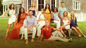 Backdrop for the TV series "Summer House" #1475099