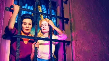Backdrop for the TV series "FEUD" #1433903