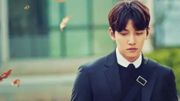 Backdrop for the TV series "Suspicious Partner" #1546699
