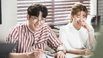 Backdrop for the TV series "Suspicious Partner" #1546710