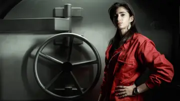 Backdrop for the TV series "Money Heist" #1319665