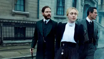 Backdrop for the TV series "The Alienist" #1372745