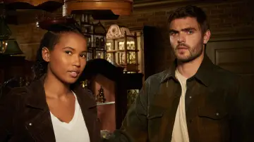 Backdrop for the TV series "Siren" #1387038