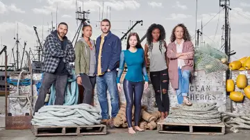 Backdrop for the TV series "Siren" #1387045
