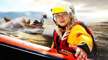 Backdrop for the TV series "Saving Lives at Sea" #1534812
