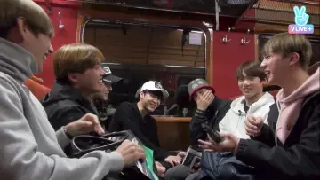 Backdrop for the TV series "BTS: Bon Voyage" #1382582